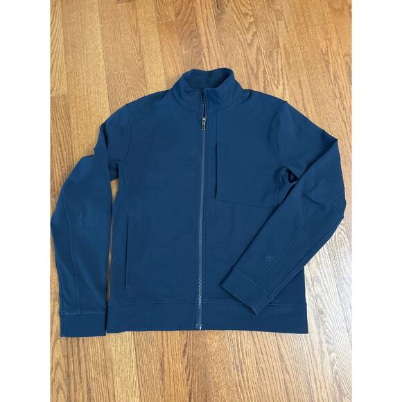 Lululemon Mens Sojourn Jacket Navy Blue Full Zip Softshell Warpstreme Size M EUC - Picture 1 of 7